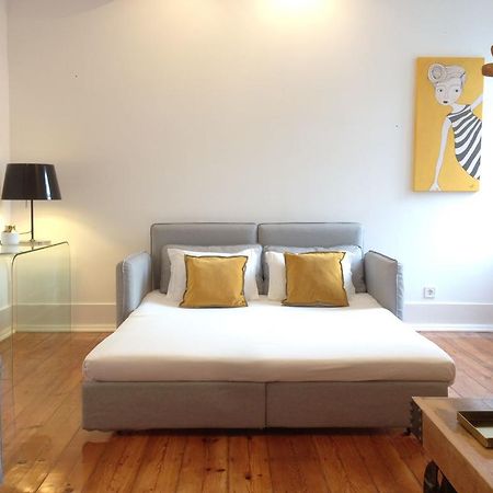 Design Sta Marta/ Liberdade Apartment Lisbon Luaran gambar
