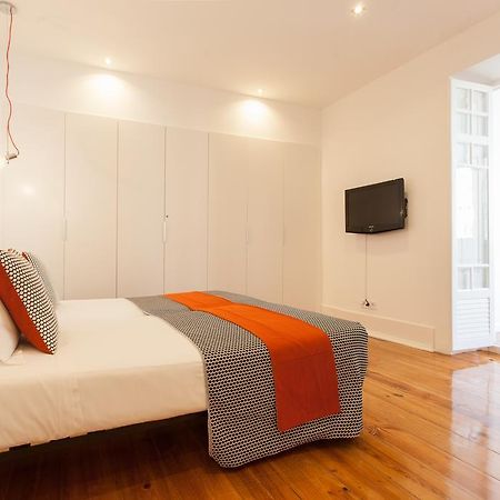 Design Sta Marta/ Liberdade Apartment Lisbon Luaran gambar