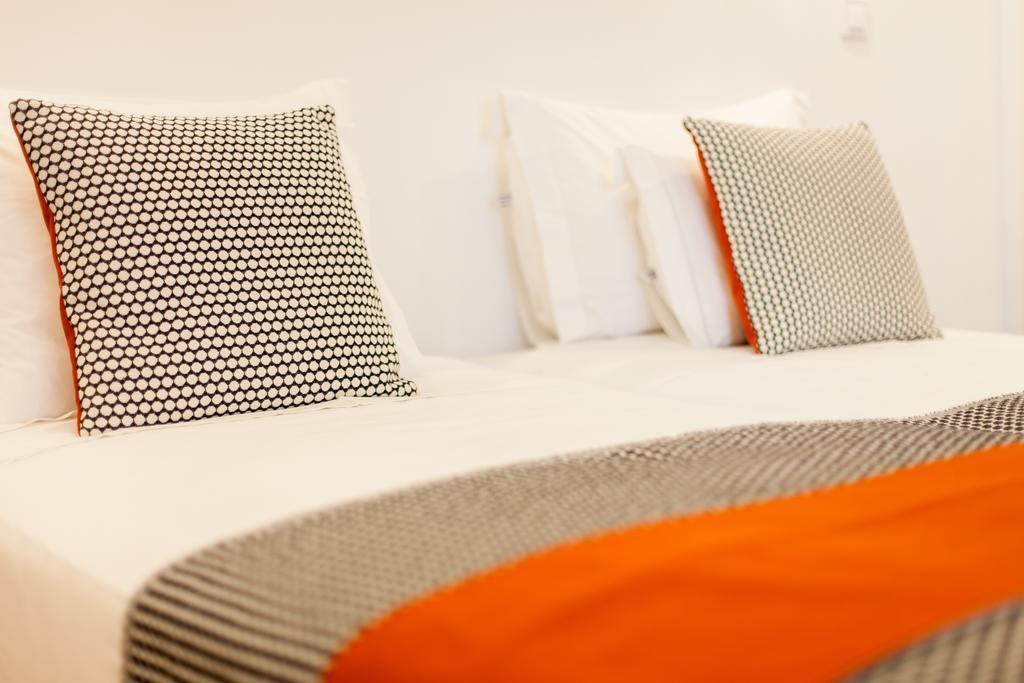 Design Sta Marta/ Liberdade Apartment Lisbon Luaran gambar
