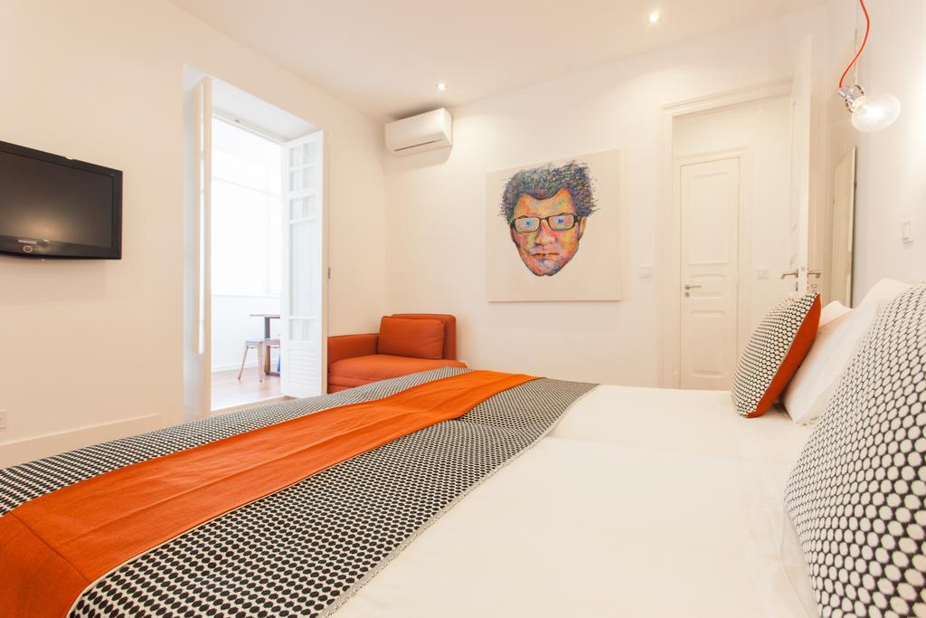 Design Sta Marta/ Liberdade Apartment Lisbon Luaran gambar