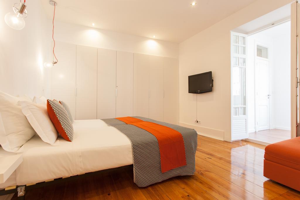 Design Sta Marta/ Liberdade Apartment Lisbon Luaran gambar